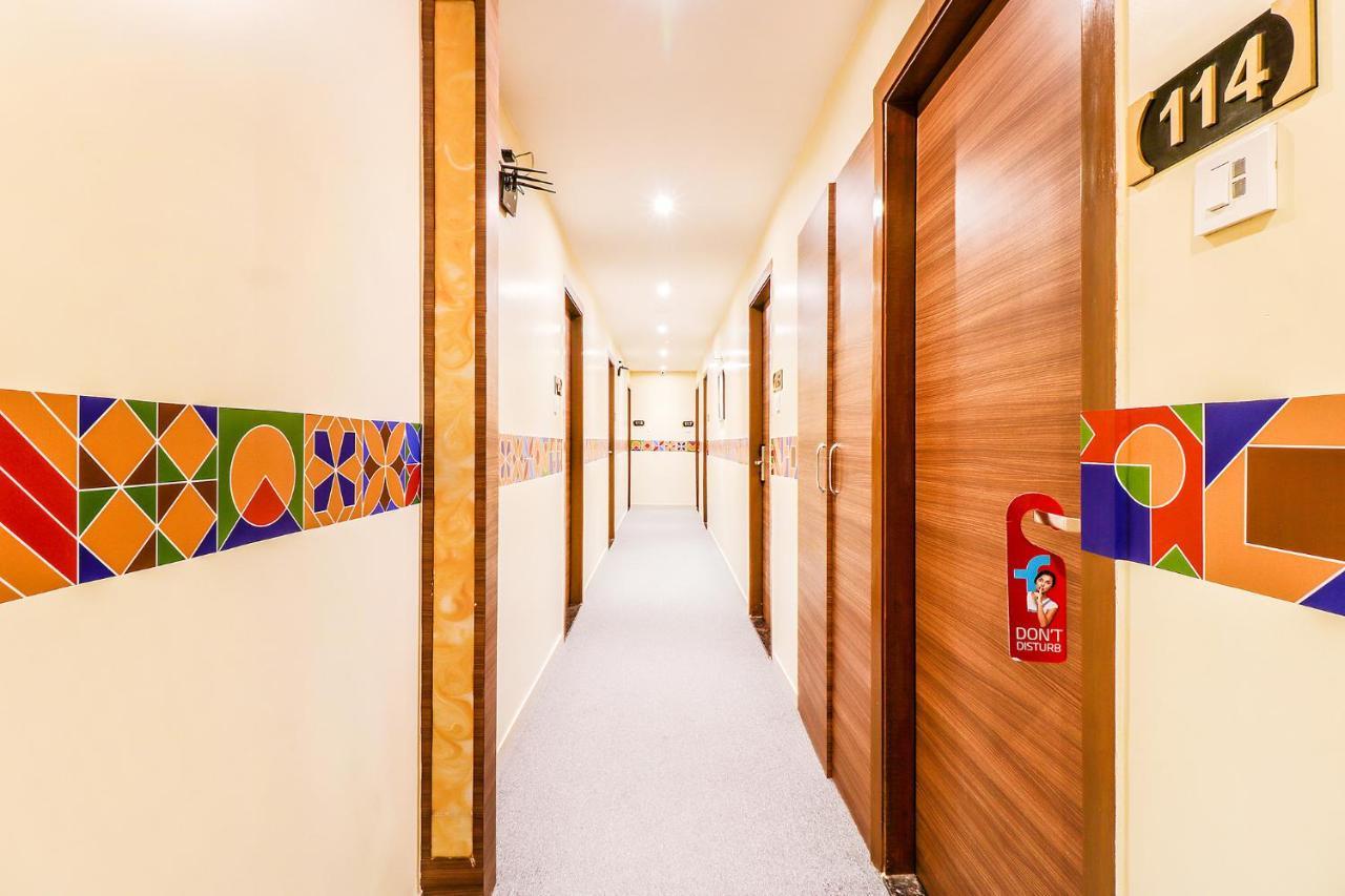 Hygenic Hotel Lotus Grand Andheri Мумбай Екстериор снимка